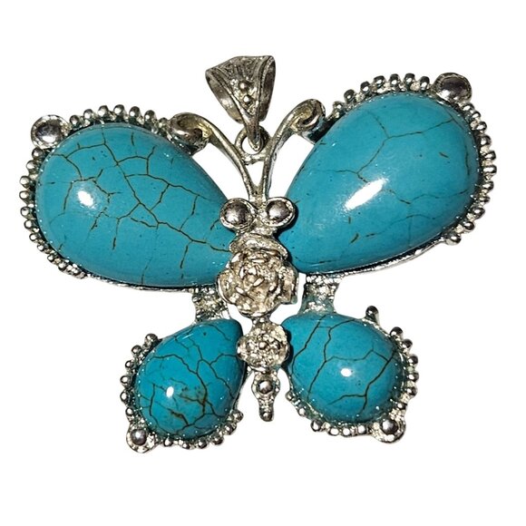 Southwest Turquoise Silver Tone Butterfly Pendant Textured Detail Boho Jewelry - Picture 1 of 4
